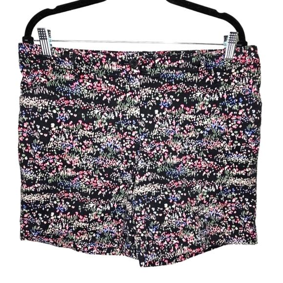 Talbots Black Floral Fields Pocketed Shorts with Button and Zipper Size 14 - Picture 3 of 5